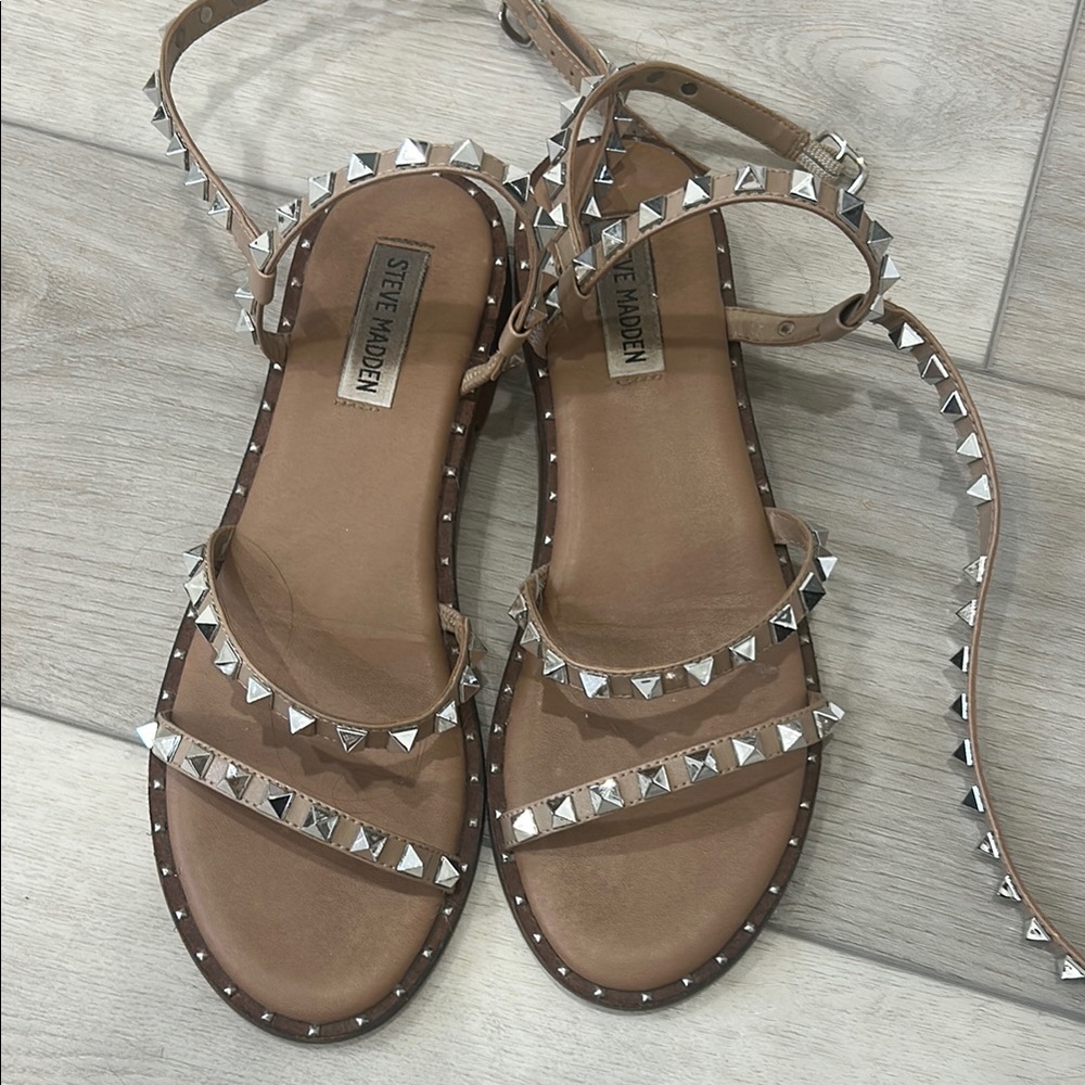 Steve Madden Tan Studded Sandals - Picture 5 of 5